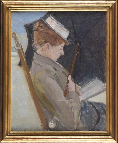 Alice Helleu lisant sur la plage de Deauville - Paul HELLEU